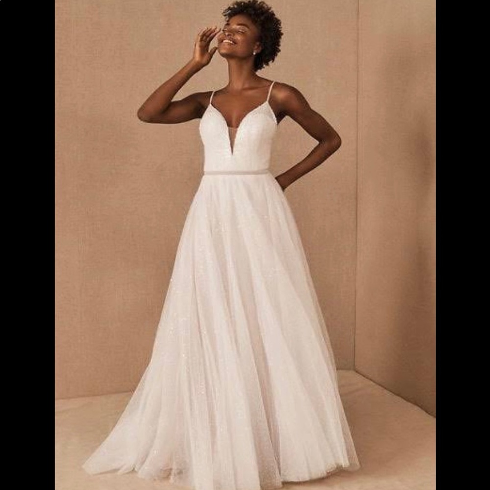 Never Worn Willowby by Watters Hera Gown. Purchased from BHLDN in 2021. Size 14